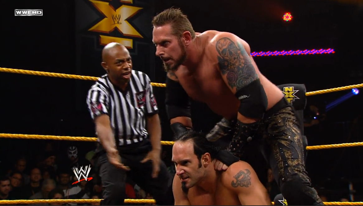 The Best And Worst Of WWE NXT 10/23/13: 10,000 Squirt Guns For Starving ...