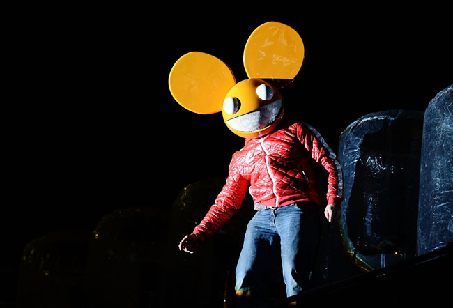 Nokia And Deadmau5 Light Up London With 'This Is Lumia'