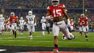 Ohio State Running Back Ezekiel Elliott Was Damn Near Perfect Last Night And Here Are The GIFs To Prove It