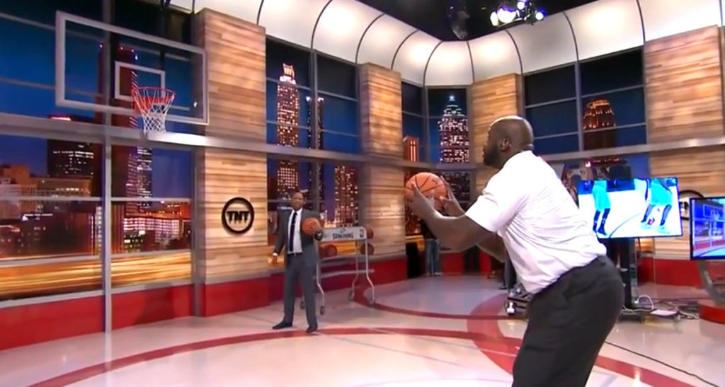 Shaquille O’Neal Shot Free Throws On The TNT Set To Disprove The
