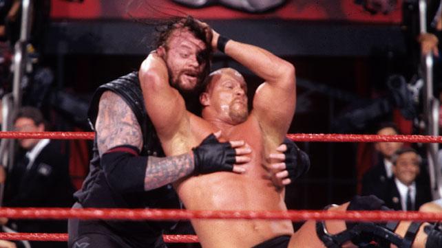 Stone-Cold-Stunner-to-Undertaker