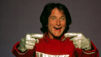 Watch The Late, Great Robin Williams Brilliantly Troll A Director In This Incredible Rare Footage