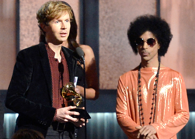 Beck accepts his Grammy