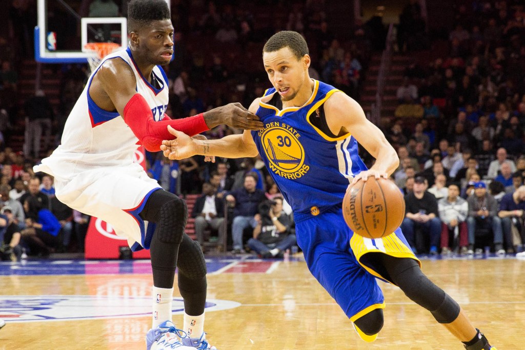 Watch Steph Curry's Ridiculously Intricate Ball-Handling Warm-up Drill