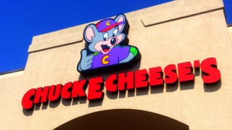 A Broken Photo Booth At This Ohio Chuck E Cheese Led To A Brutal Birthday Beating