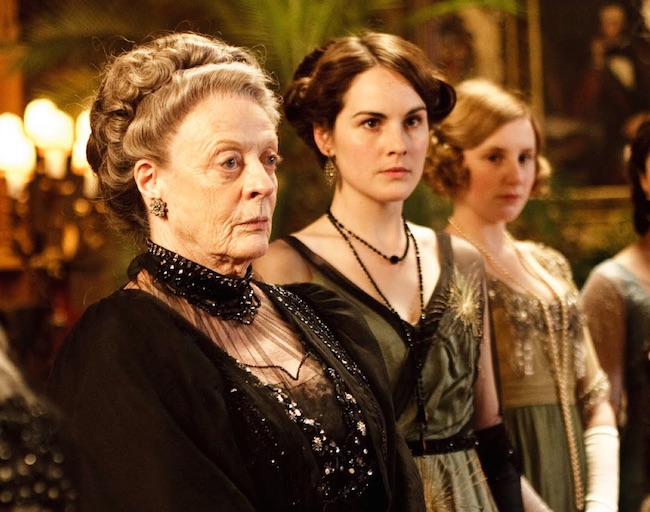 Despite A Tidy Series End Downton Abbey Is Coming Back In Film Form   Downton Abbey Cancel Sixth 