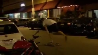 This Guy Skateboarding Drunk Is The Biggest Derp You Will See Today