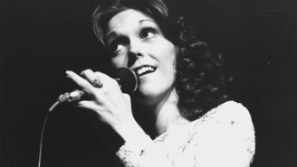 Happy 65th Birthday, Karen Carpenter: 10 Times She Blew Our Minds