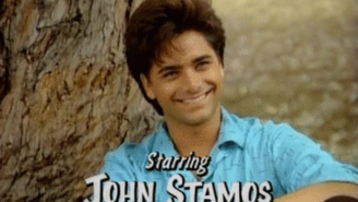 John Stamos Visited The House From ‘Full House’ And Somehow Went Completely Unnoticed