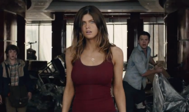 Alexandra Daddario's Followers Can't Get Over Her Incredible Yoga Skills in  Epic Workout Video