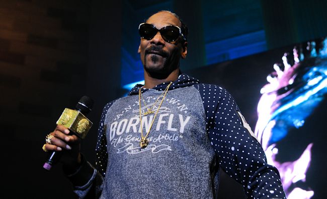 Snoop Dogg Bootlegged Jay-Z's New Album '4:44'