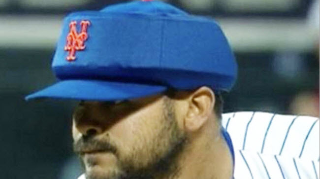 Mets' Alex Torres continues wearing protective hat, though this model has  padding on outside – New York Daily News