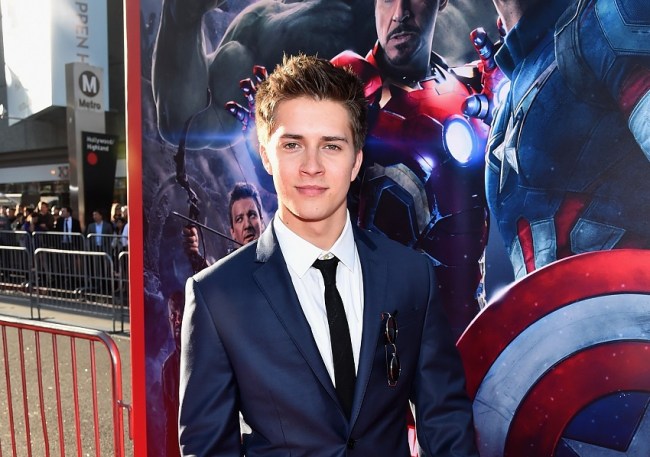 World Premiere Of Marvel's "Avengers: Age Of Ultron" - Red Carpet