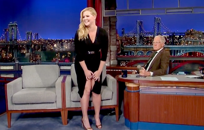 Amy Schumer Showed David Letterman Her Vagina On The Late Show