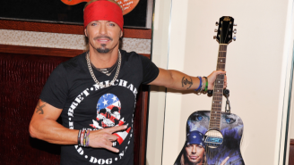 Bret Michaels Will Give You A Free Hamburger If You Sing For Him On Tax Day