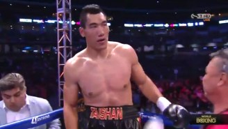 Seven-Foot Boxer Taishan Dong Remains Undefeated
