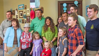 TLC Aired ’19 Kids And Counting’ Marathon As Josh Duggar’s History Of Child Molestation Surfaced