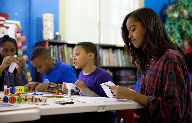 Obama Visits Boys And Girls Club