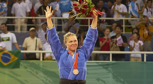 ronda-rousey-olympic-medal-ceremony