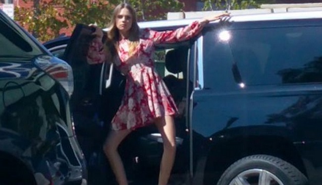 VIDEO Cara Delevingne Flashes Friends And Dances In Parking Lot photo