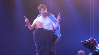 A Security Guard Lifted Blur’s Damon Albarn When He Refused To Stop Playing