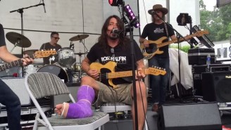 Watch Dave Grohl Cover Neil Young With Former Members Of Pearl Jam And Blind Melon