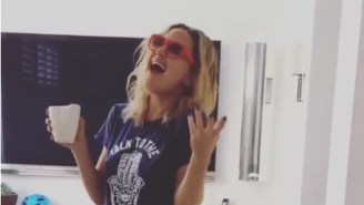 Kate And Oliver Hudson Got Into A National Anthem Sing-Off On Instagram