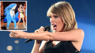 Taylor Swift Threw Shade At Katy Perry With Left Shark While Performing ‘Bad Blood’