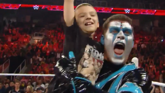 Stephen Amell And WWE’s Stardust Are Pausing Their Feud To Help A Little Boy With Cancer