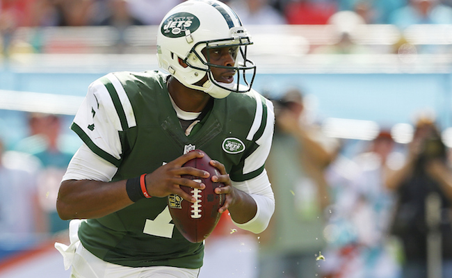 Jets' Geno Smith Out 6 to 10 Weeks After Teammate Punches Him