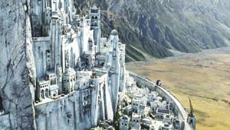 Insanely devoted fans are trying to crowdfund life-sized ‘Lord of the Rings’ city
