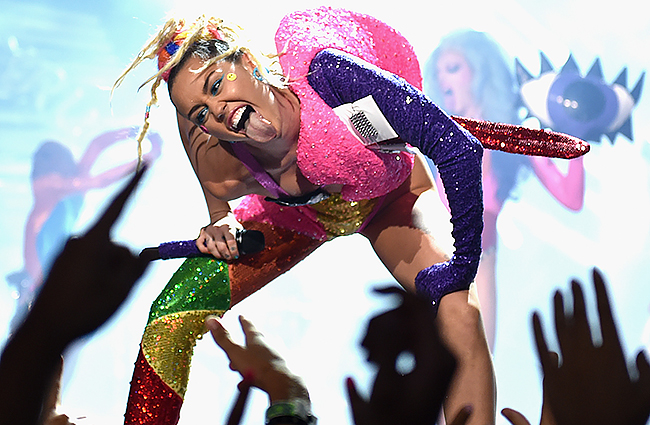 Miley Cyrus' VMAs nip-slip prompted some amazing complaints to the