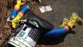 An Eagles Fan Destroyed The Hitchhiking Robot, Which Means All Is Right With The World
