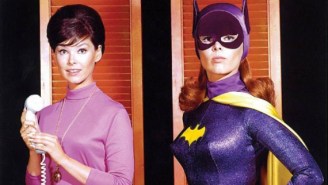 Batgirl TV Actress Yvonne Craig Dies From Cancer At 78