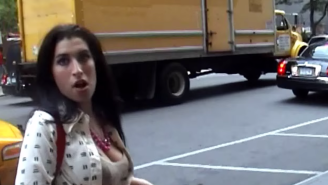 Amy Winehouse Gets Excited For The WWE Restaurant In This Rare Video Clip