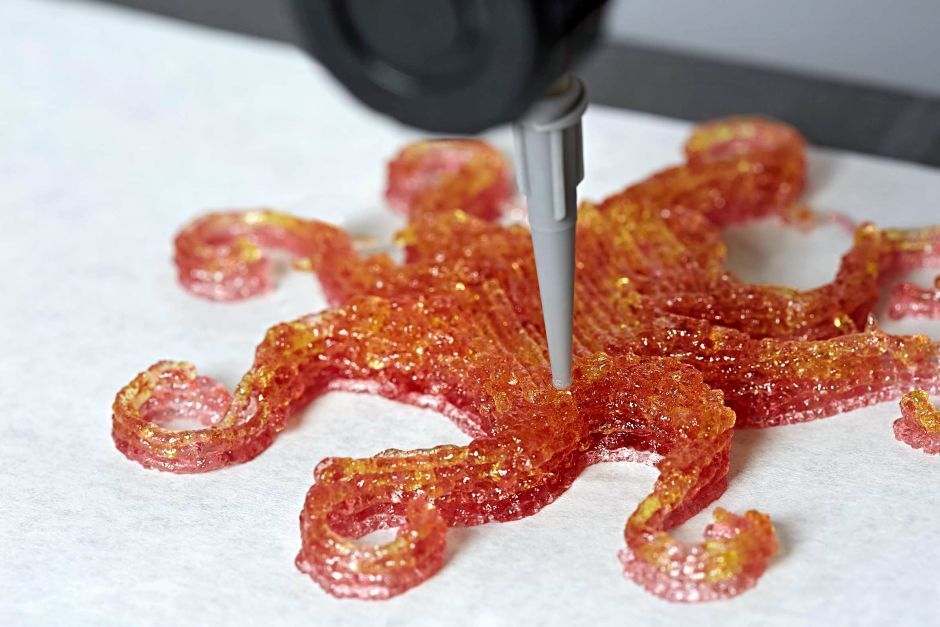 Check Out The World's First Gummy Candy 3DPrinter