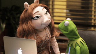 The Internet Reacts To Kermit The Frog’s New ‘Close Friend,’ Denise The Pig
