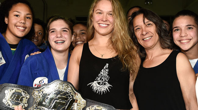 ronda-rousey-and-mom-ufc-mma