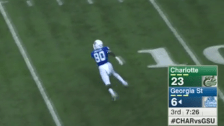 Watch Georgia State’s Hilariously Indecisive Kick Returner Struggle To Figure Out Where He Wants To Run