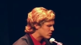 Here’s An Old Video Of Wisconsin QB Joel Stave Singing ‘Drops Of Jupiter’