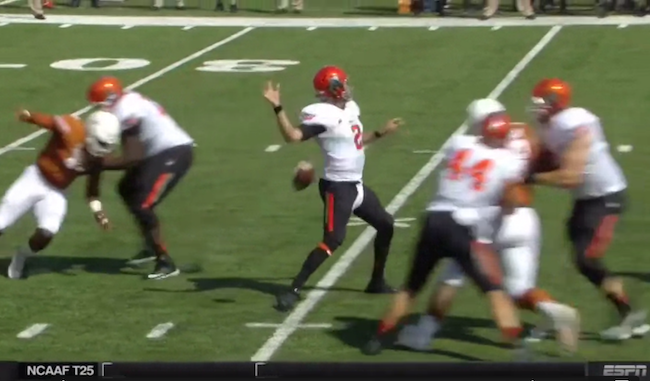 Texas Defensive Lineman Returns Fumble For Fat Guy Touchdown