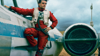 95 days until Star Wars: Do you want to know what Poe Dameron’s flight suit says?