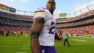 Adrian Peterson Got Sick After Swallowing His Chewing Tobacco On The Vikings’ Team Plane