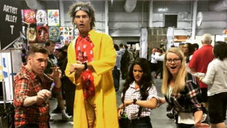 Robin Lopez Was At New York Comic Con And Cosplayed As Doc Brown From ‘Back To The Future’