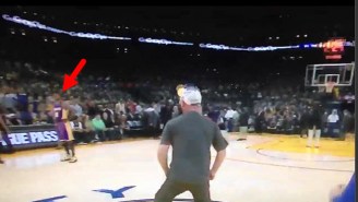 Watch This Warriors Fan Taunt The Lakers Bench With A Throat Slash