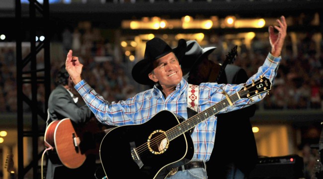 George Strait's The Cowboy Rides Away Tour Final Stop At AT&T Stadium - Show