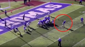 This College Team Pulled Off An Unbeliveable Behind-The-Back Throw To Convert A Fake PAT