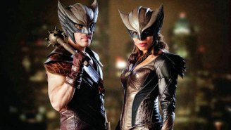 Hawkgirl’s  ancient past revealed in extended ‘Flash’/’Arrow’ crossover trailer