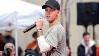 Justin Bieber Shows His Softer Side By Singing Along To Taylor Swift’s ‘Teardrops On My Guitar’