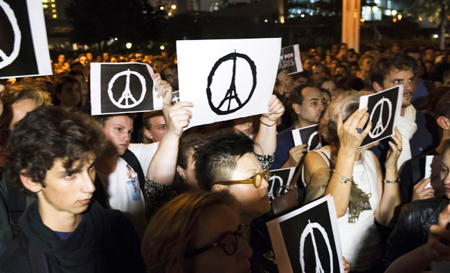 Memorial Held In Hong Kong For Victims Of Paris Terror Attacks